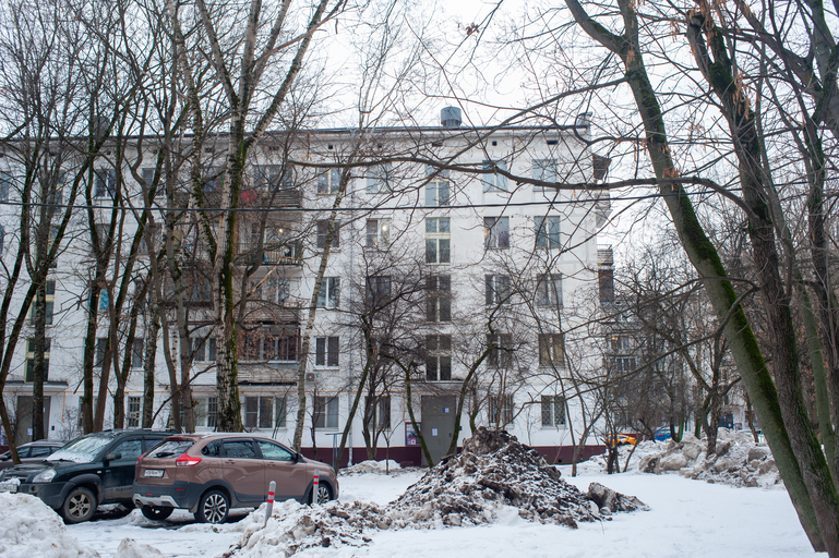 <<МНОГОКВАРТИРНЫЙ ДОМ>>)